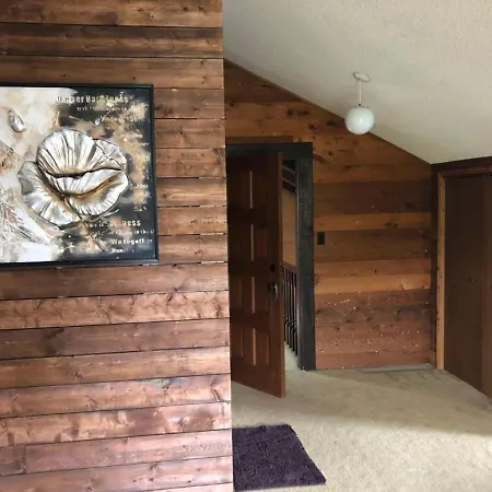 Jason House - Immaculate Suites In A Quiet Seaside Neighbourhood Near Uvic-3