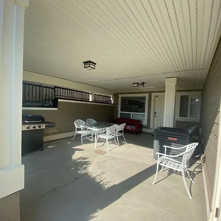 New Two-Bedroom Legal Suite With Parking-3
