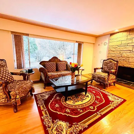 South Vancouver 3 Bedroom House Upper Floor-3
