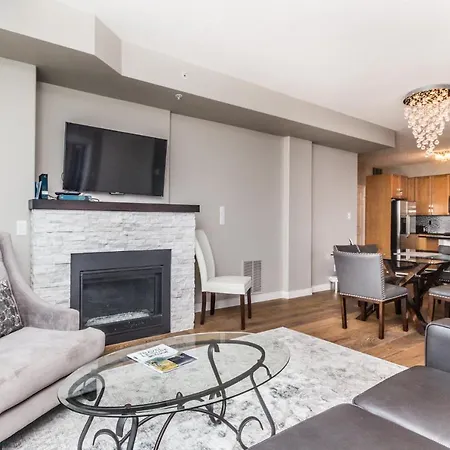 Sunset Waterfront Resort By Discover Kelowna Resort Accommodations-3