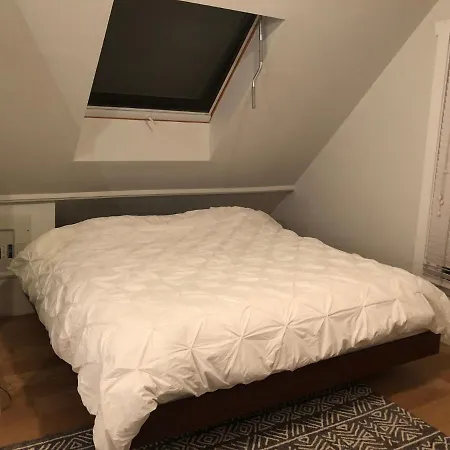 Loft Home In The Heart Of Vancouver-3