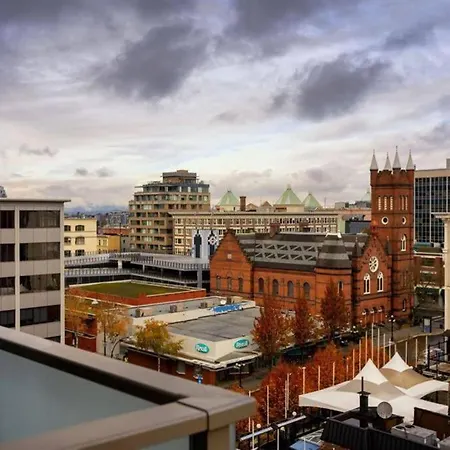Luxury Downtown 2 Bedroom Suite With Ac And Pool-2
