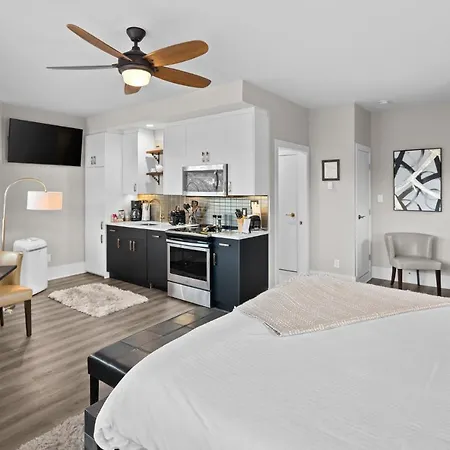 Oceanside Villa By Iris Properties!-3