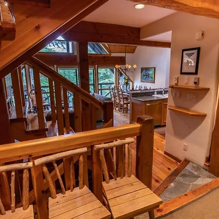 Pinnacle Ridge 37 - 10 Steps Away From The Ski Run, Private Hot Tub, Wood Fireplace-3