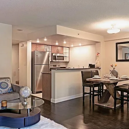 Luxury 2 Bedroom Duplex Yaletown Wfireplace & Den-2