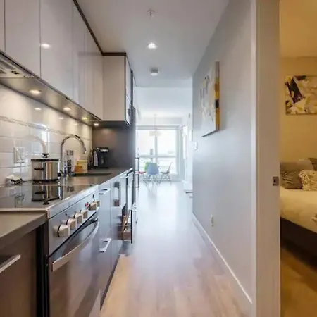 Stylish Modern Apartment In The Heart Of Victoria-2