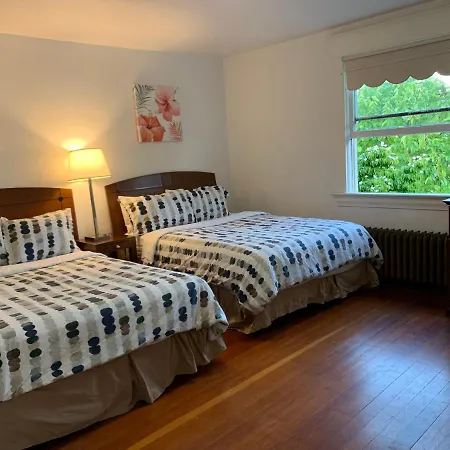 Vancouver West Guesthouse-3
