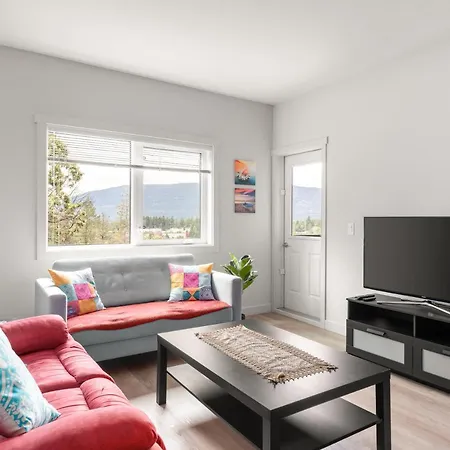 Two Bedroom Lake View Condo-3