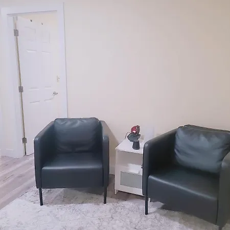 Cozy Private Room And Shared Bath-3
