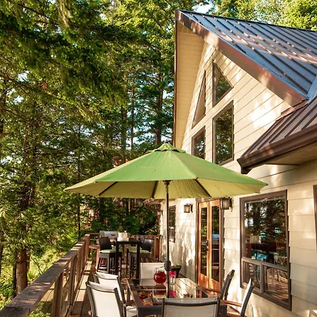 The Overlook, Luxury Lakeside Home With Dock-2