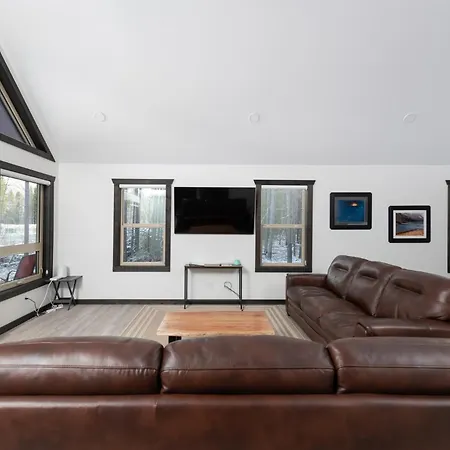 The Sundance Cabin-3