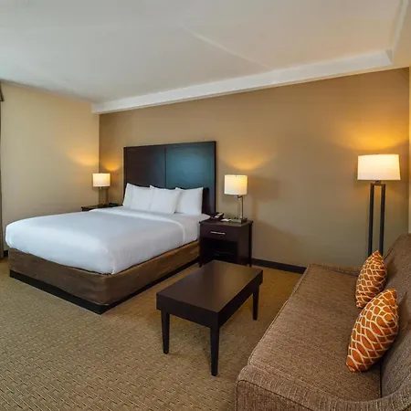Comfort Inn & Suites-2