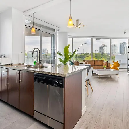 Gardenview Modern Condo With Parking, Gym, Pool, Ac-2