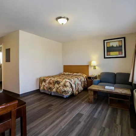 Canadas Best Value Inn Fort St John-2