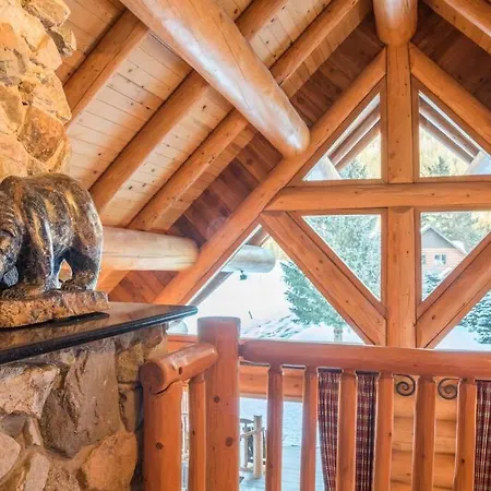 Revelstoke House Luxury Log House At Base Of Resort-3