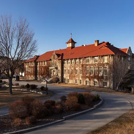 St. Eugene Golf Resort & Casino-3