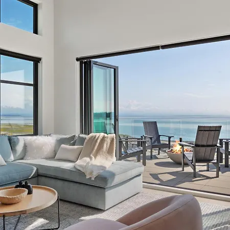 Beachfront Luxury Suite #18 At The Beach House-3