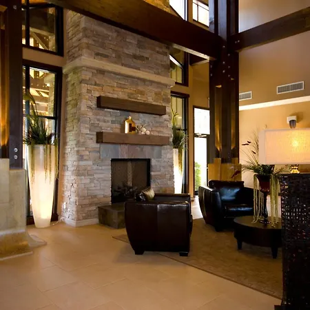 Sunrise Ridge Waterfront Resort-3
