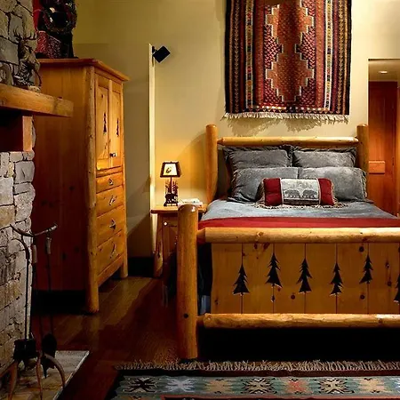 Whistler Luxury Condos-2