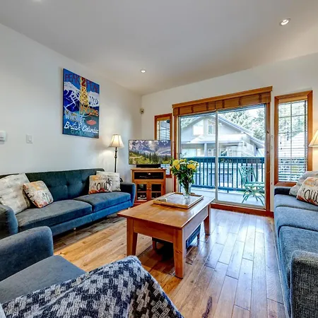 Snowy Creek 30 - Ski In Ski Out, Private Hot Tub, Short Walk To Whistler Village-3