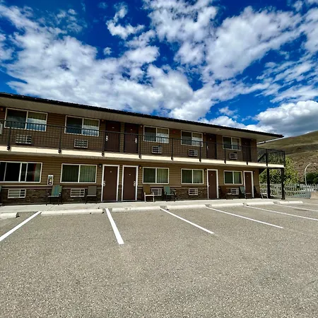 Riverside Motel Cache Creek-3