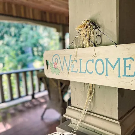 Hummingbird Gardens B&B-2
