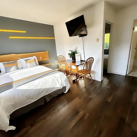 Duncan Motel-3