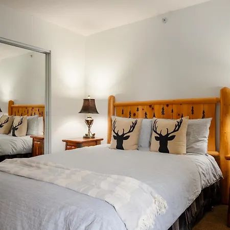 2Br Plus Den In Woodrun, True Ski In, Ski Out, Heated Floors, Pool And Hot Tub, King Ensuite-2