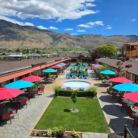 Sahara Courtyard Inn & Suites Osoyoos-3