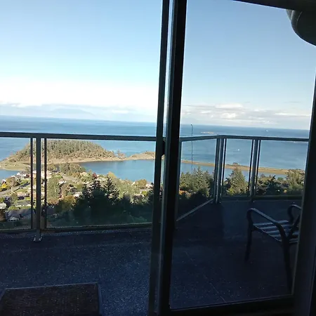 Gibralter Rock Ocean View B&B-3