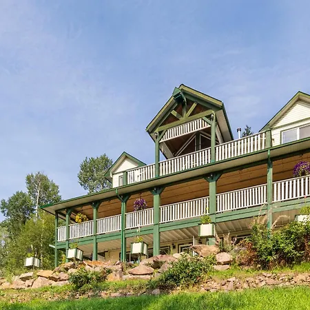 2Mins To Town, Ac & Sauna, Self Check-In, Full Kitchen, Free Laundry & Parking, Family Pet Friendly, Comfortably Sleeps Up To 10-2