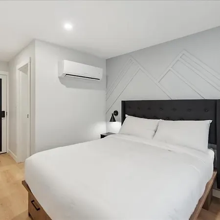 The Oak Hotel-2