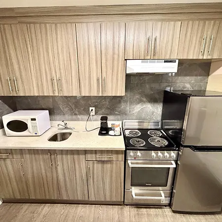 Rodeway Inn & Suites-3