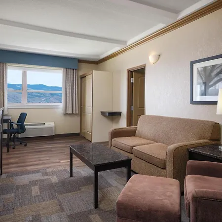 Best Western Plus Kamloops Hotel-3