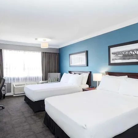 Sandman Hotel & Suites Prince George-3
