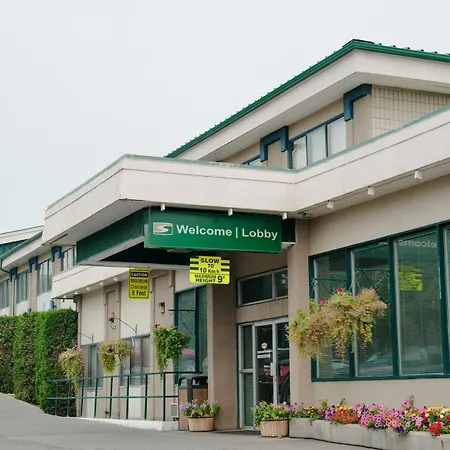 Sandman Hotel & Suites Williams Lake-3