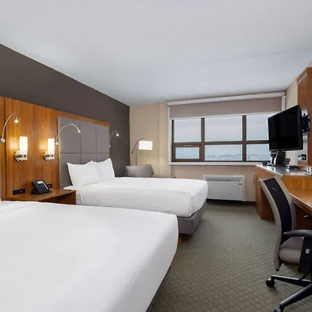 Ramada By Wyndham Northern Grand Hotel & Conference Centre-2