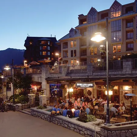Pan Pacific Whistler Mountainside-3