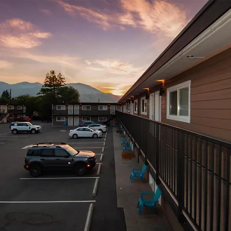 Coast Penticton Hotel-2