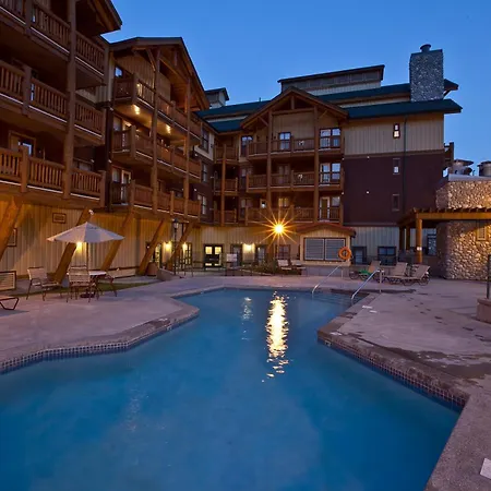 Trickle Creek Lodge-3