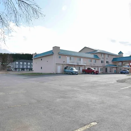 Ramada Limited 100 Mile House-3