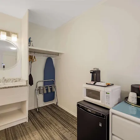 Surestay Hotel By Best Western Rossland Red Mountain-2