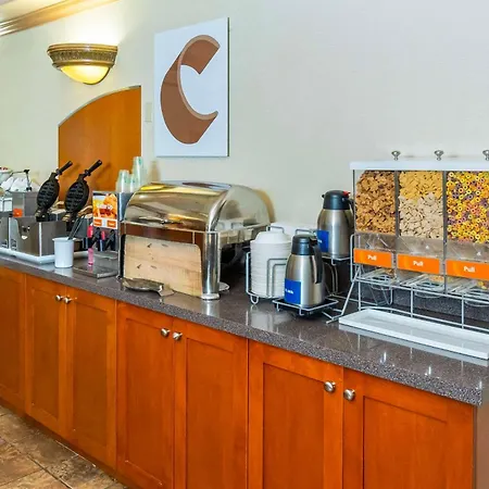 Comfort Inn & Suites-2
