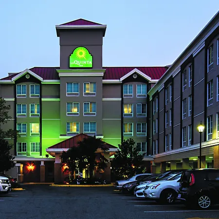 La Quinta Inn By Wyndham Vancouver Airport-3