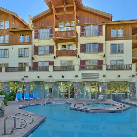 Residences At The Sun Peaks Grand-2