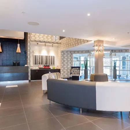 Sandman Hotel And Suites Abbotsford-3