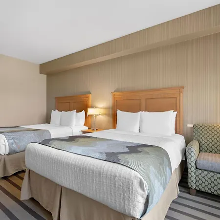 Best Western King George Inn & Suites-3