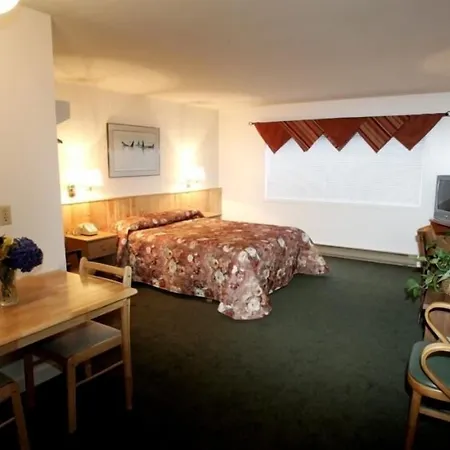 Pacific Rim Motel-3