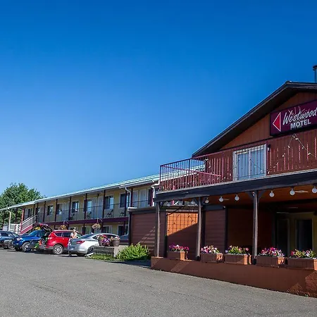 Westwood Motel 100 Mile House-2