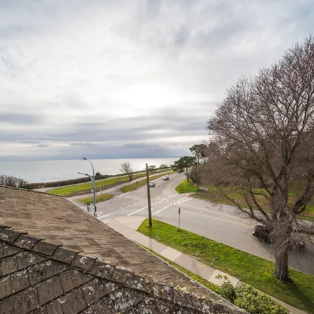 Dashwood Manor Seaside Bed & Breakfast-2